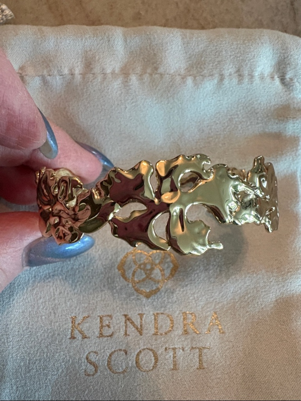 Kendra Scott Savannah Cuff Bracelet and matching earrings